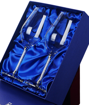 SWAROVSKI Crystalline Wine Glasses - Set 2