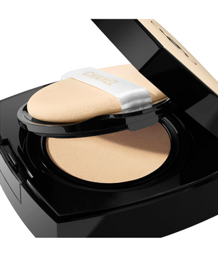 Chanel Les Beiges Healthy Glow Gel Touch Foundation SPF 30 / PA+++ B10