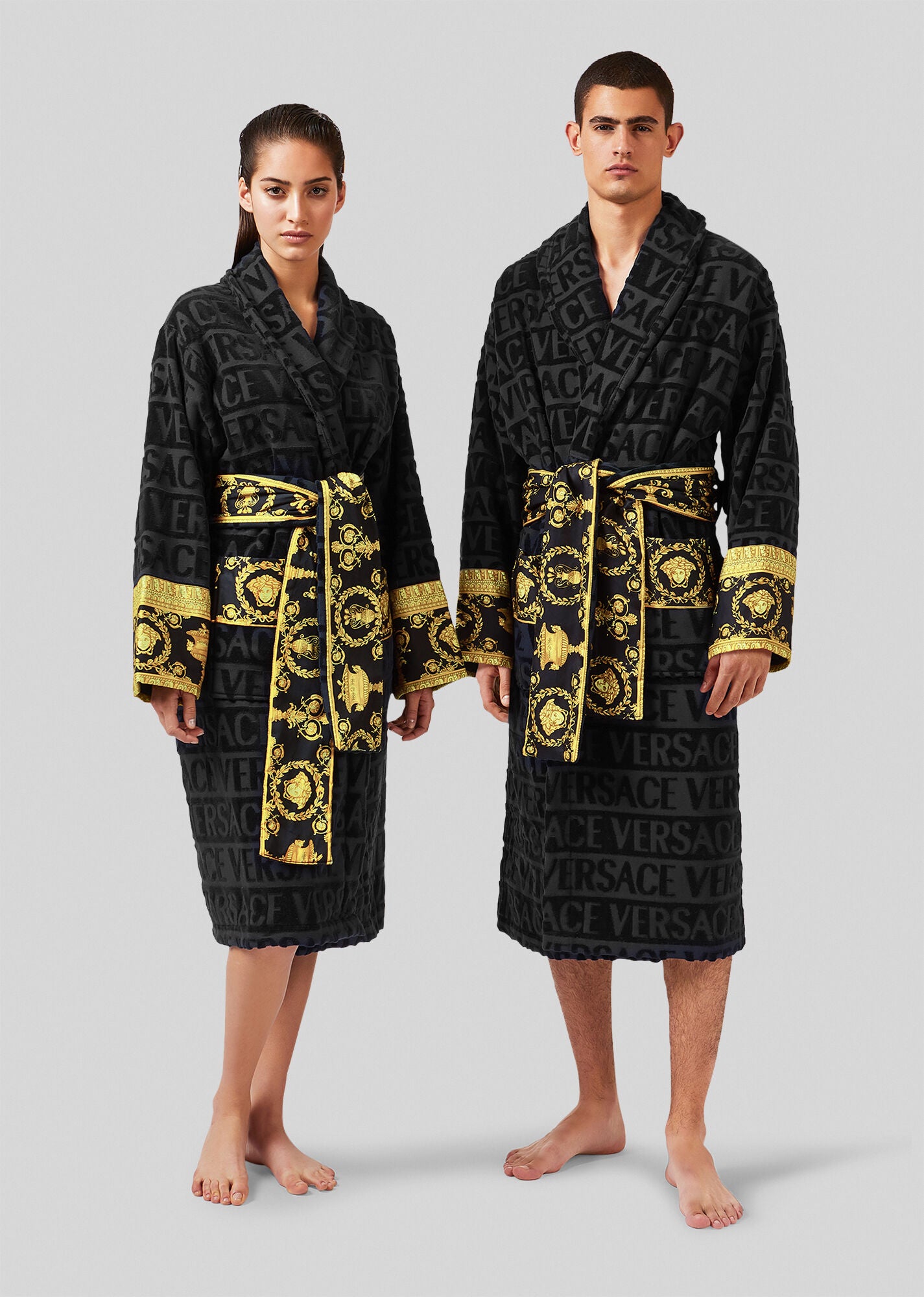 Versace Home Luxury Bathrobes "Black" - ROOYAS